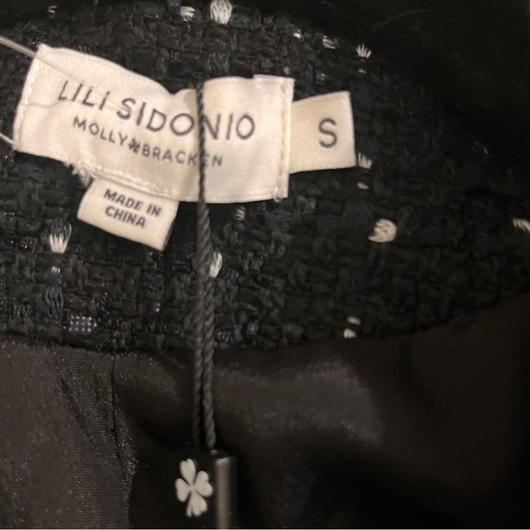 NWT Black Bouclé Blazer with Pearl Buttons and Trim - Picture 5 of 6